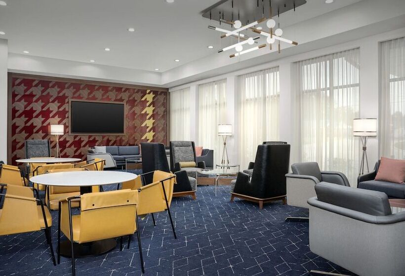 فندق Courtyard By Marriott Northport