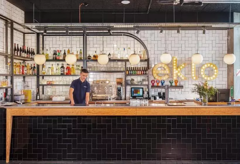 Hotelli Eklo Paris Expo Porte De Versailles