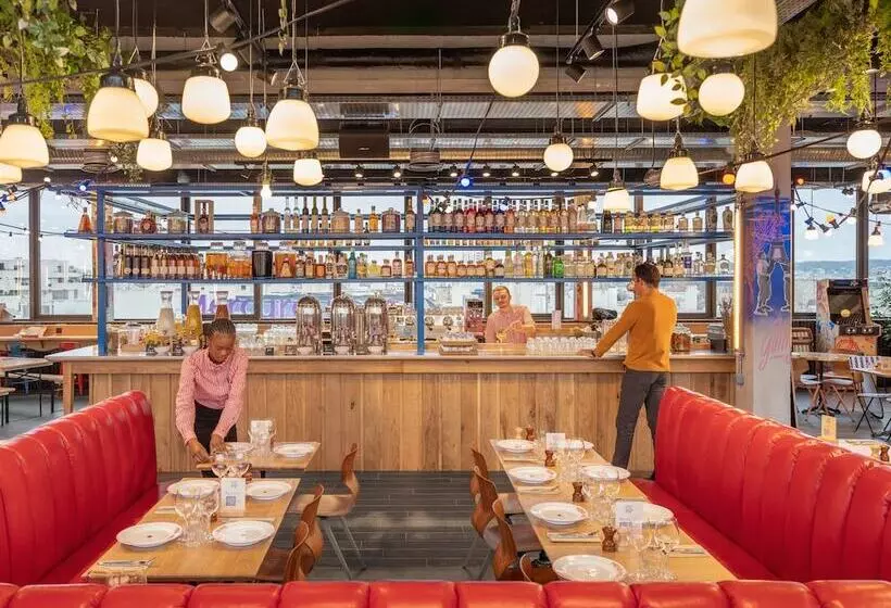 Hotelli Eklo Paris Expo Porte De Versailles