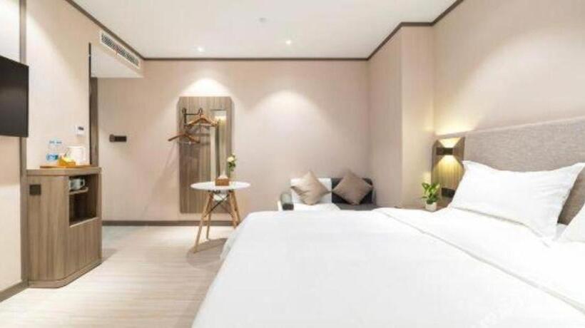 Hanting Hotel Shanghai Lingang Dishui Lake