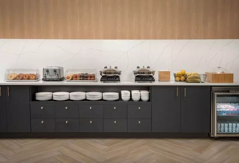 Hotelli Towneplace Suites By Marriott Cincinnati Mason