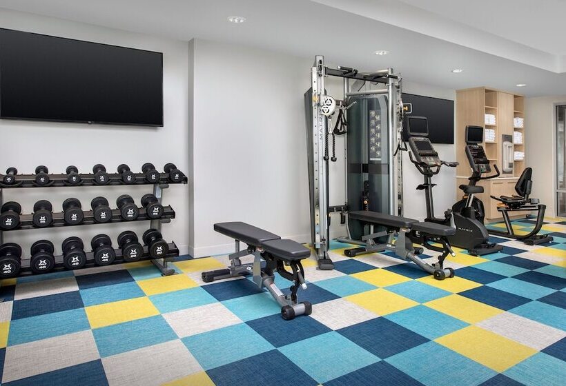 Otel Towneplace Suites By Marriott Cincinnati Mason