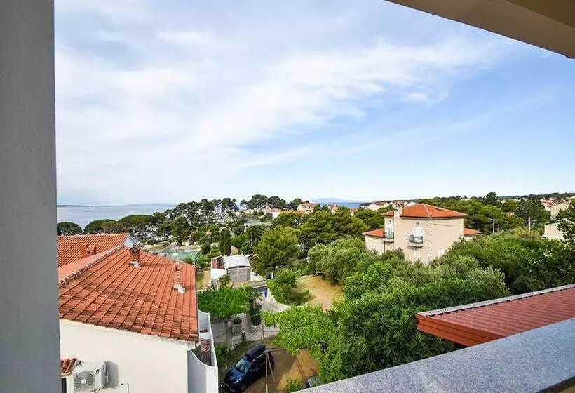 Majatalo Apartments Jaklin