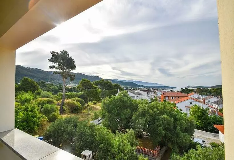 Majatalo Apartments Jaklin