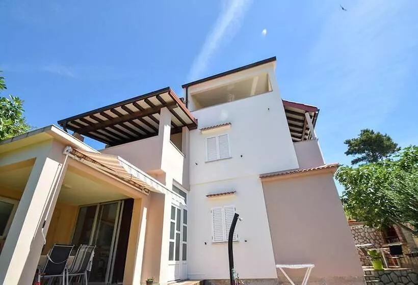 Majatalo Apartments Jaklin