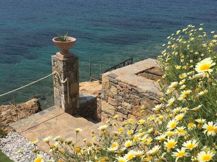 Roditses Beach Sea Front Apartments