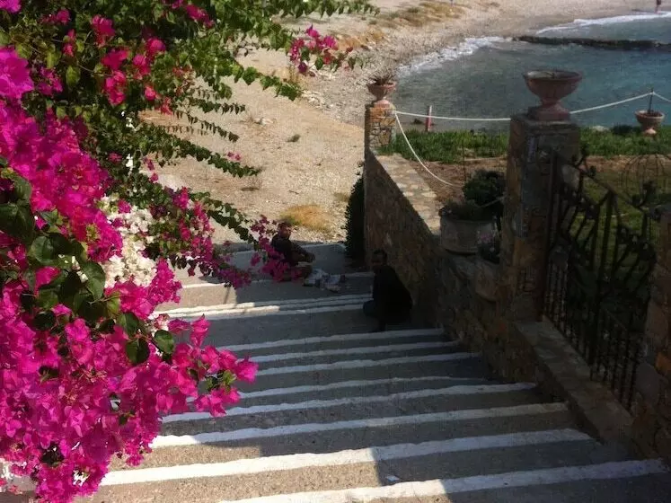 Roditses Beach Sea Front Apartments