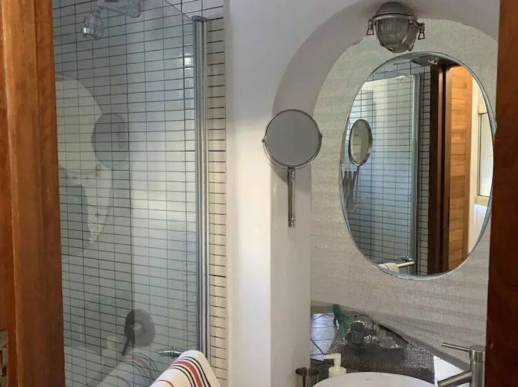 Roditses Beach Sea Front Apartments