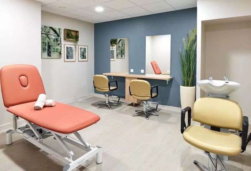 Zenao Appart Hôtels Suresnes