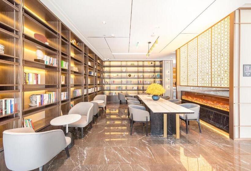 Atour Hotel Nanchang Red Valley Beach Causeway Bay