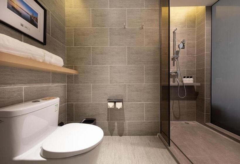 Atour Hotel Nanchang Red Valley Beach Causeway Bay