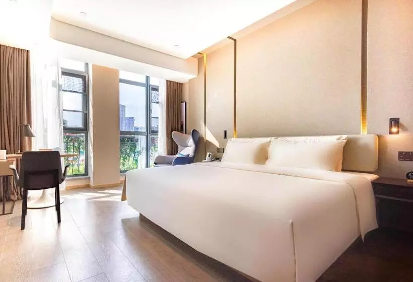 Atour Hotel Nanchang Red Valley Beach Causeway Bay