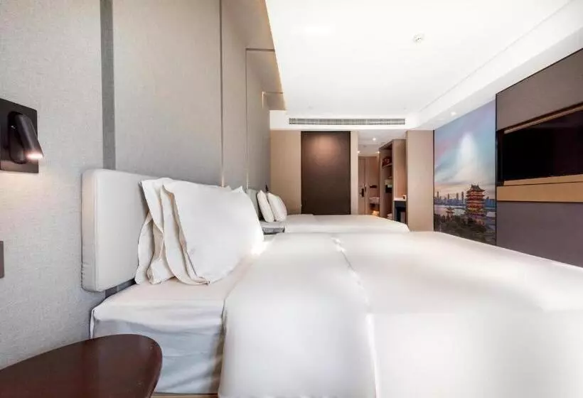 Atour Hotel Nanchang Red Valley Beach Causeway Bay