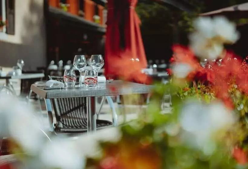 Hotelli Auberge Des Gorges De La Diosaz