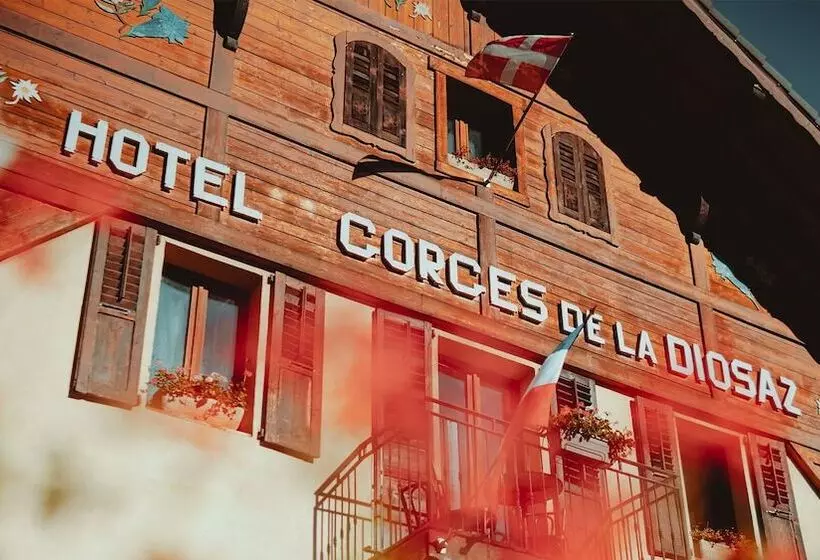 Hotelli Auberge Des Gorges De La Diosaz