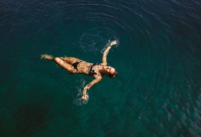 فندق Bambuda Bocas Town   Hostel