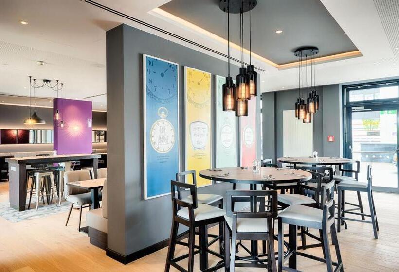 هتل Premier Inn Berlin Airport