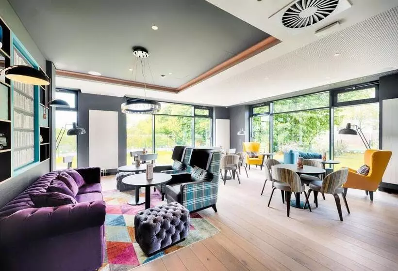 هتل Premier Inn Berlin Airport