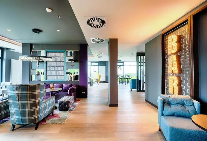 هتل Premier Inn Berlin Airport