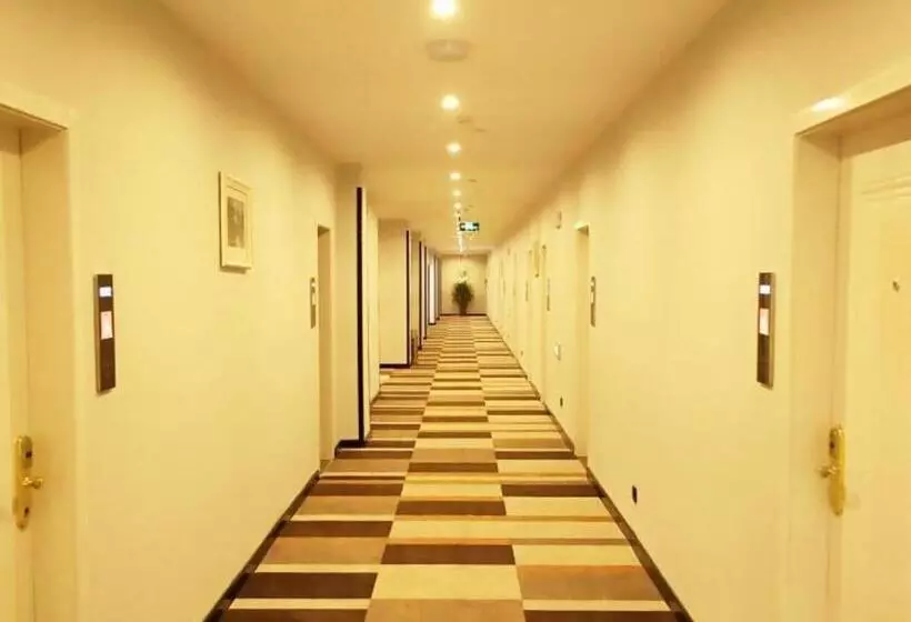 Shell Hotel Liaocheng Dongchang Xi Road Railway Station