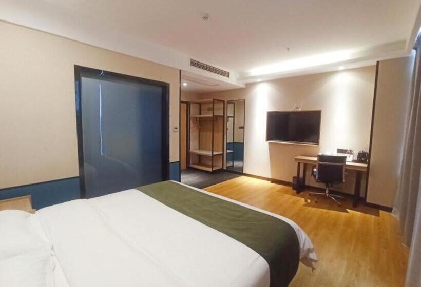 Shell Hotel Suzhou Yongqiao Fuxiao Avenue