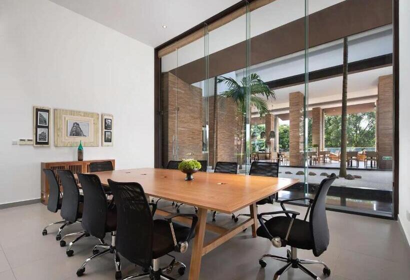 三亚瞻云精选酒店 The Yun Collection Sanya