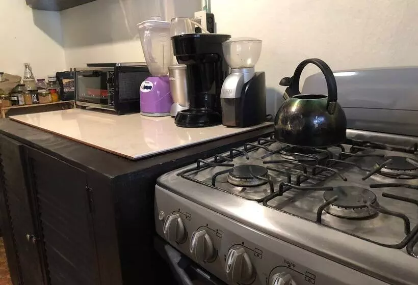 تختخواب و صبحانه Casa Cheleb