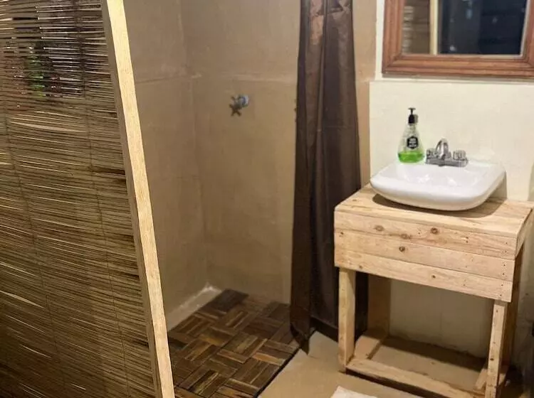 تختخواب و صبحانه Casa Cheleb