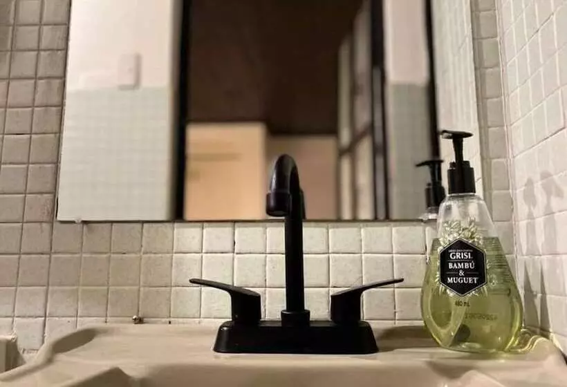 تختخواب و صبحانه Casa Cheleb