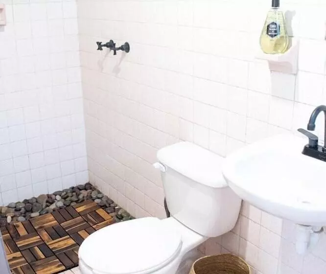 تختخواب و صبحانه Casa Cheleb