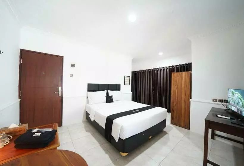 Hotel Ds Colive Marina