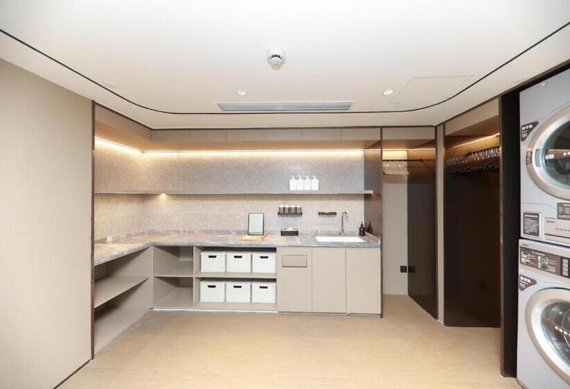 Ji Hotel Nanjing Jiangxin Continent Wentai Street