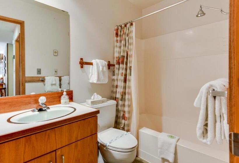 فندق Meadow House 11 | Discover Sunriver