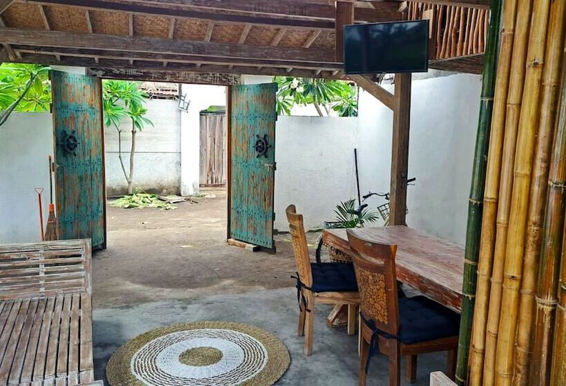 בית מלון כפרי Oasis Villas