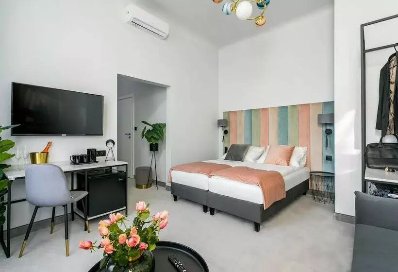 هتل Old Town Residence  Premium Apart