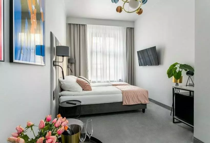 هتل Old Town Residence  Premium Apart