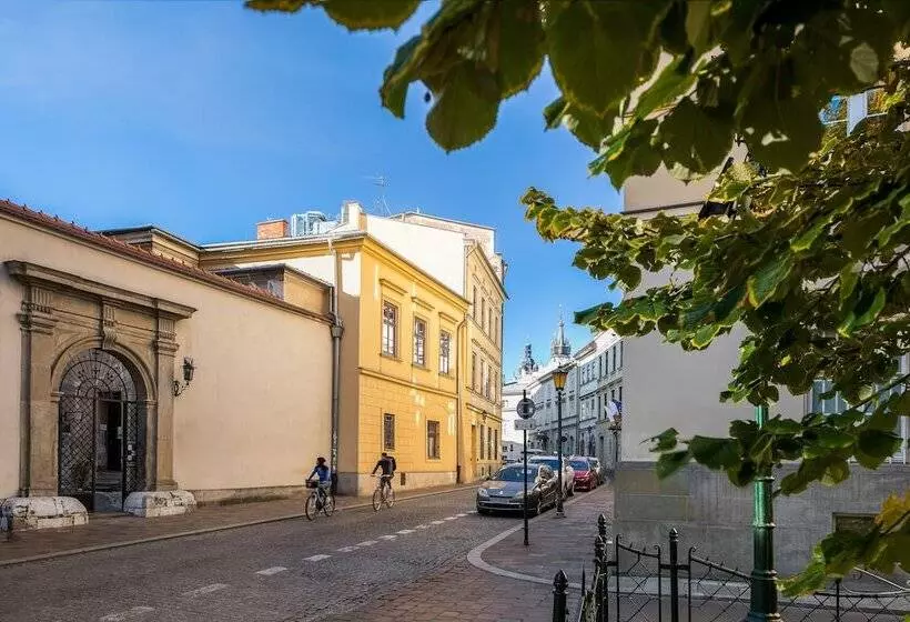 هتل Old Town Residence  Premium Apart