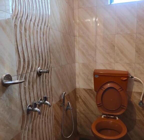 בית מלון כפרי Om Baga Residency Inn