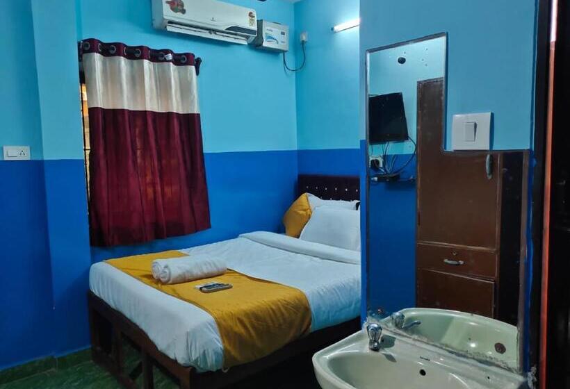 בית מלון כפרי Om Baga Residency Inn