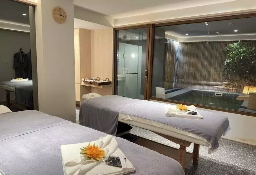 Wellness Stay & Hotel Sukhumvit 107