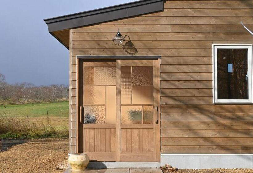 Pensjonat 小さな森の貸し切り宿forest House Ranapirica