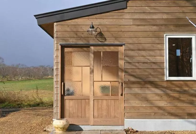 ペンション 小さな森の貸し切り宿forest House Ranapirica