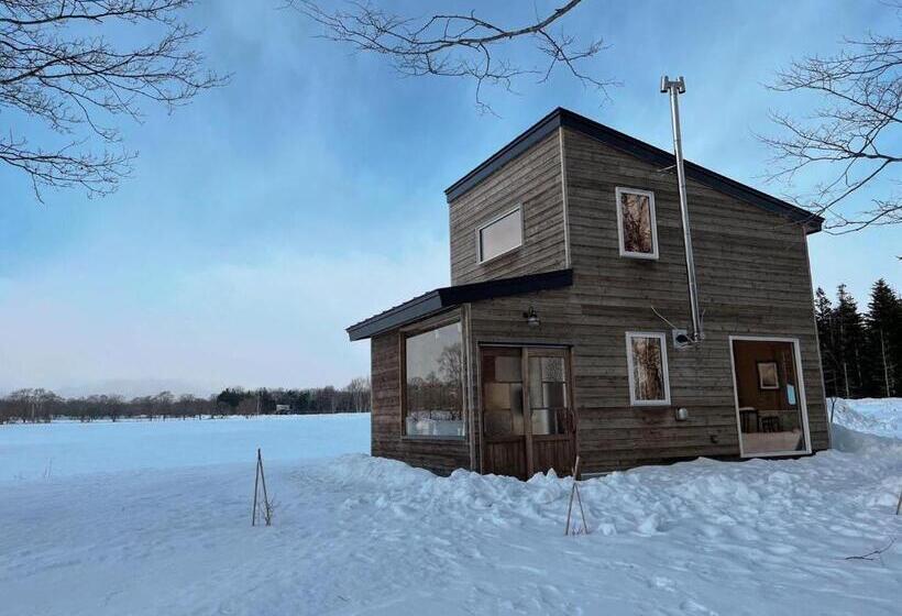 Pensjonat 小さな森の貸し切り宿forest House Ranapirica