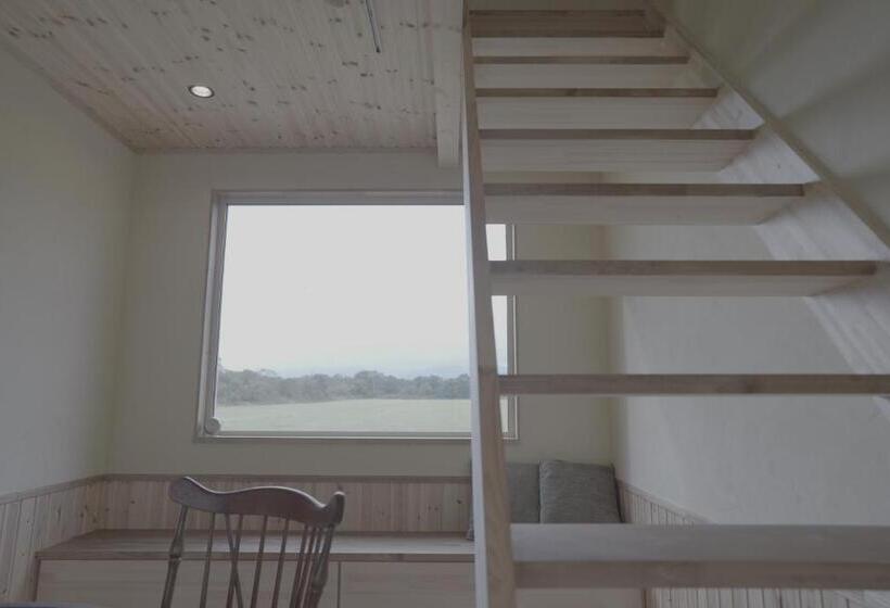 Pensjonat 小さな森の貸し切り宿forest House Ranapirica