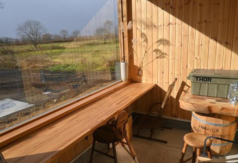 Pensjonat 小さな森の貸し切り宿forest House Ranapirica