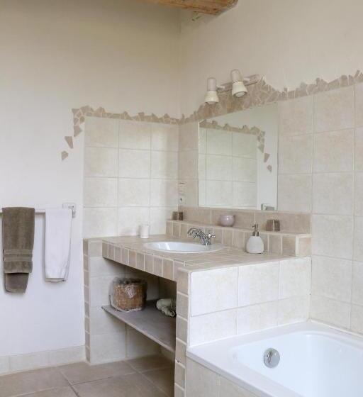 ベッドアンドブレックファースト Domaine De Marlas Chambres D Hôtes