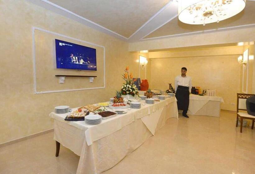 Отель La Fortezza