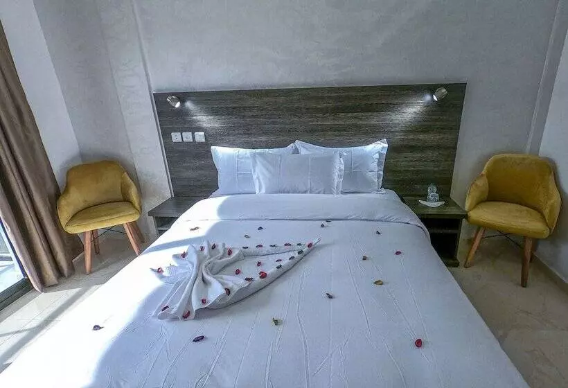 Hotelli Marina Dreams