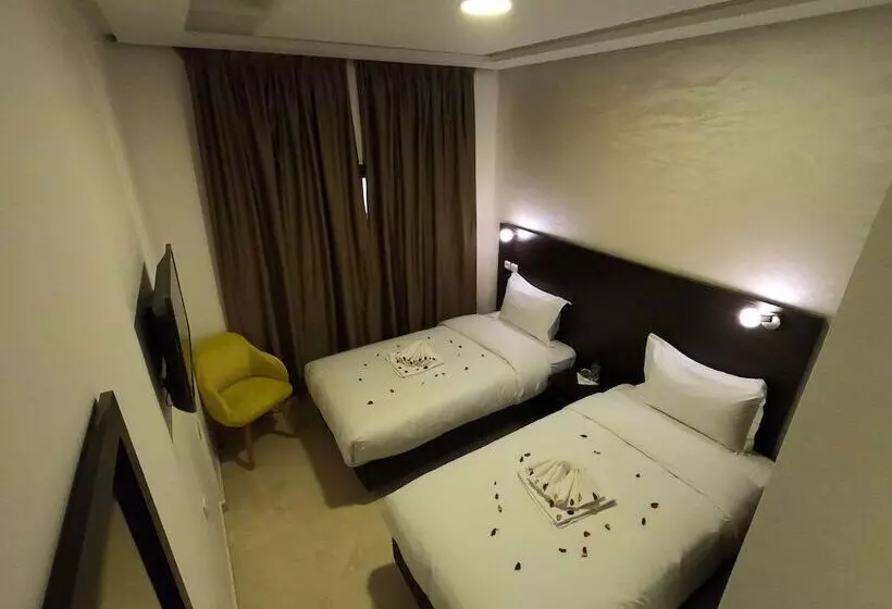 Hotelli Marina Dreams