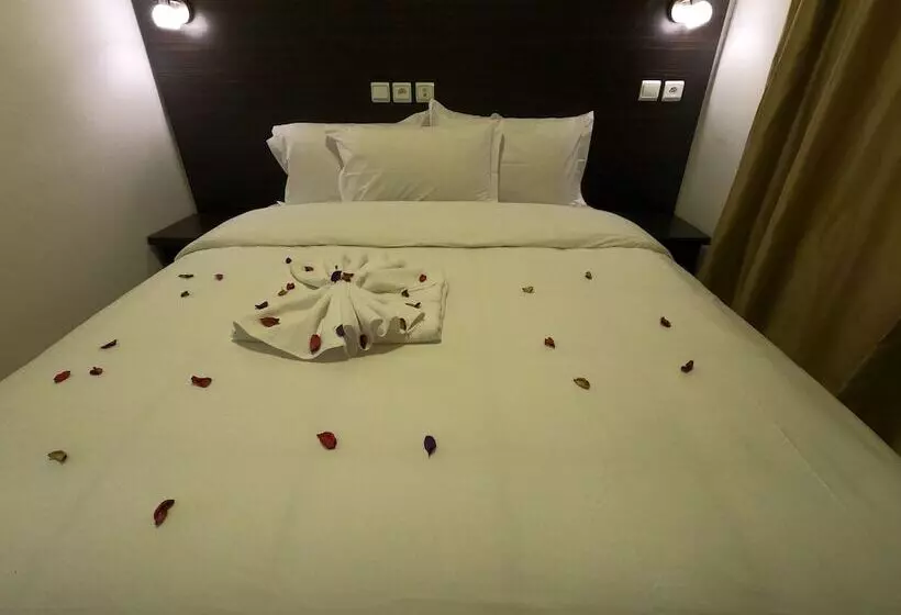 Hotelli Marina Dreams